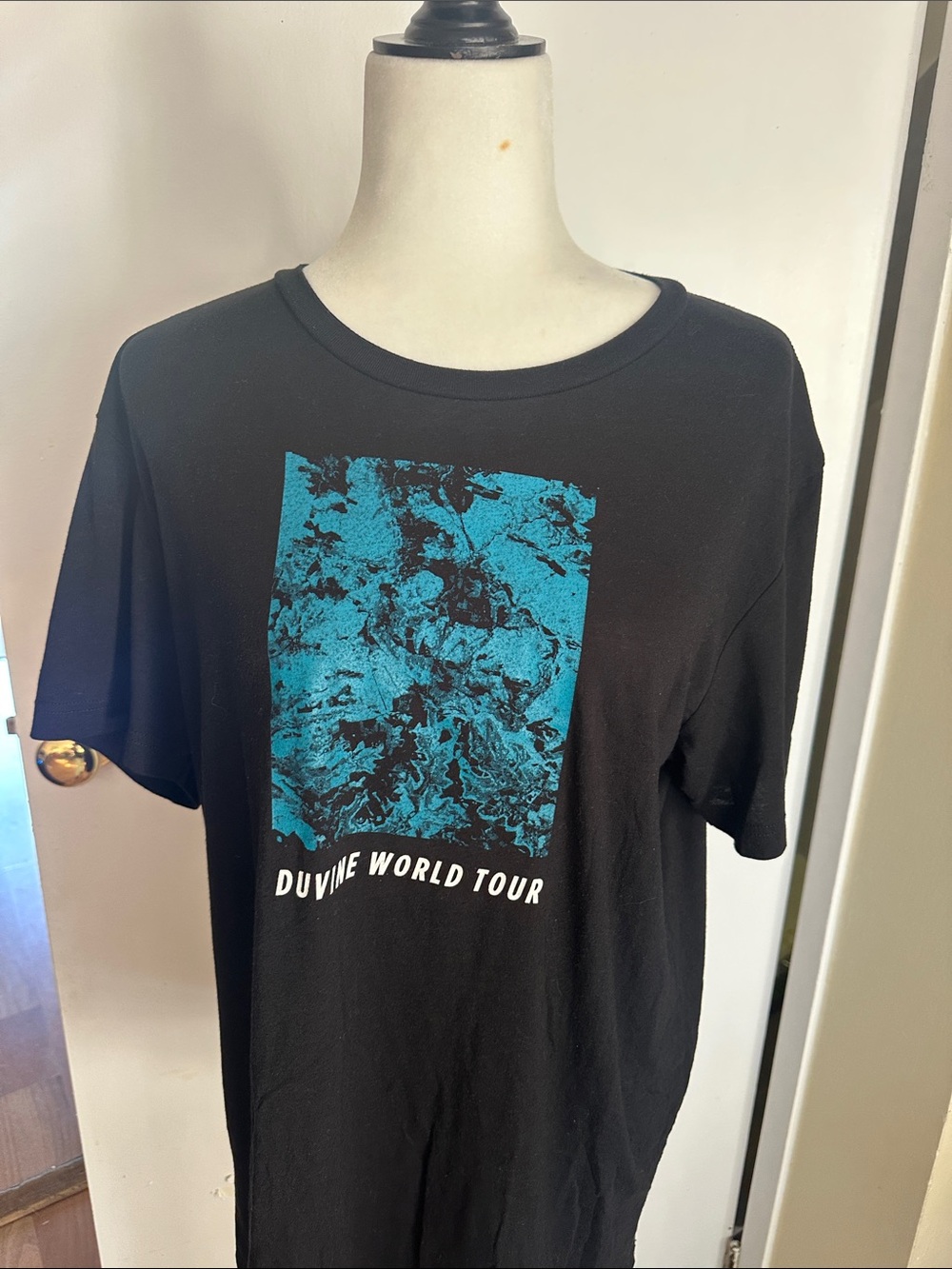Black 'Duvine World Tour' Graphic Tee with Teal Print